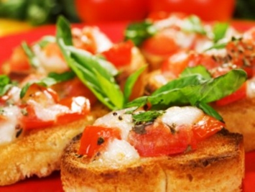 healthy bruschetta